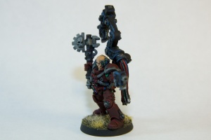 Techmarine (left)
